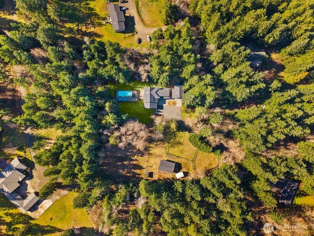 1174 SW Clevenger Lane, Port Orchard, WA 98367