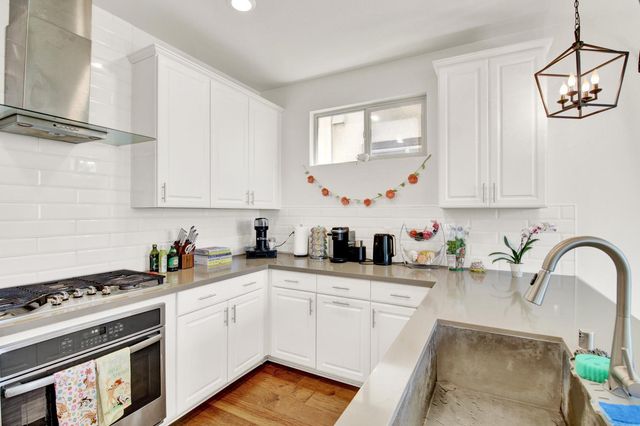 8985 Upbeat Way, Elk Grove, CA 95757