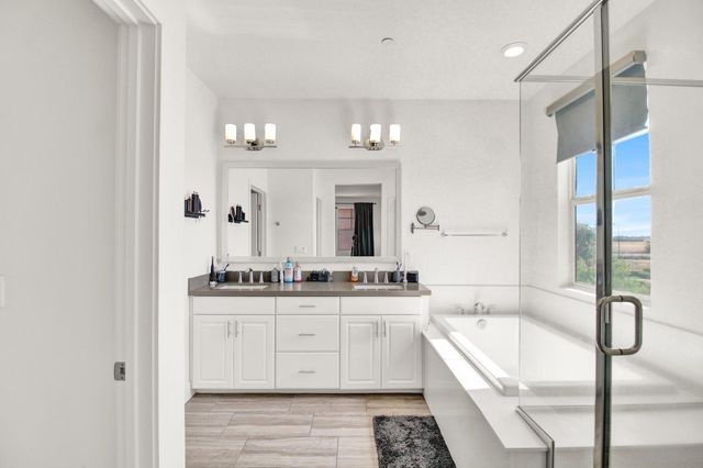 8985 Upbeat Way, Elk Grove, CA 95757