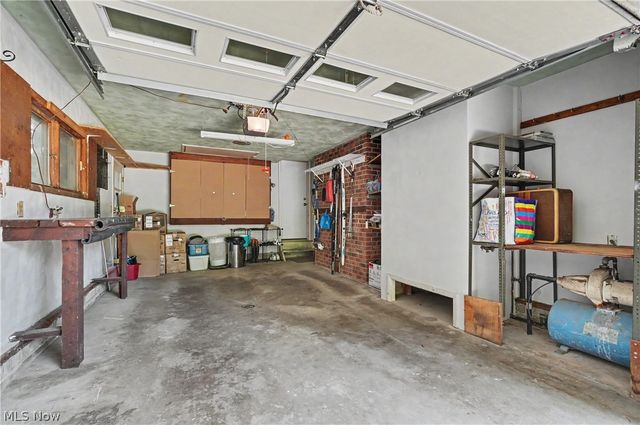 38600 Berkshire Hills Drive, Willoughby Hills, OH 44094