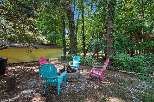 38600 Berkshire Hills Drive, Willoughby Hills, OH 44094