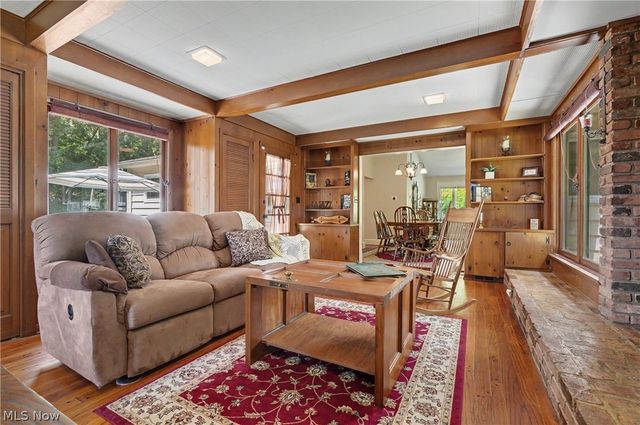 38600 Berkshire Hills Drive, Willoughby Hills, OH 44094
