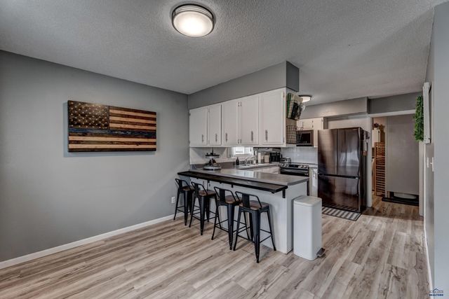 3323 CHAPEL LN, Rapid City, SD 57702