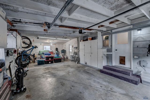 3323 CHAPEL LN, Rapid City, SD 57702