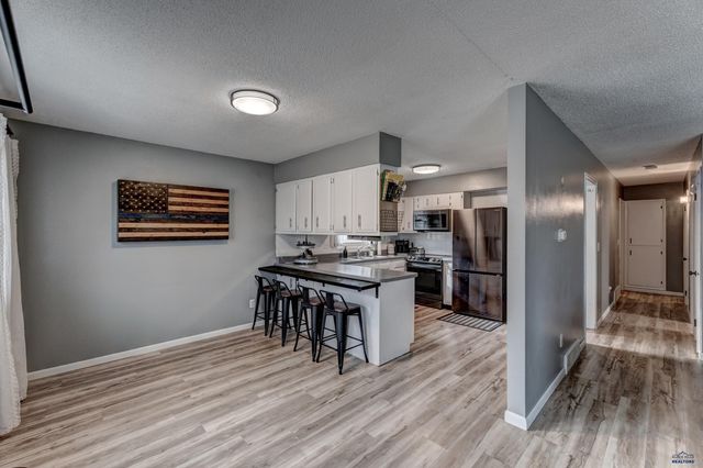 3323 CHAPEL LN, Rapid City, SD 57702