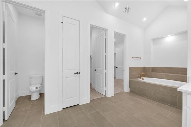 2100 Pleasant Run Lane, Fort Worth, TX 76008