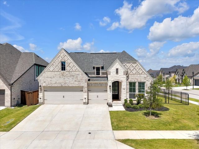2100 Pleasant Run Lane, Fort Worth, TX 76008