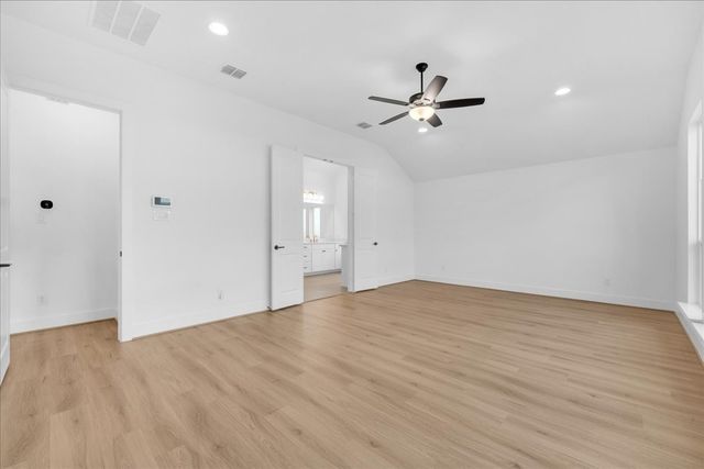 2100 Pleasant Run Lane, Fort Worth, TX 76008