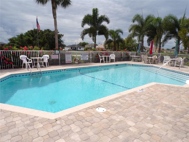 26410 RAMPART BOULEVARD 724, Punta Gorda, FL 33983