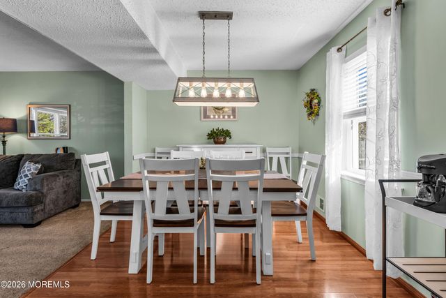 99 Westwood Drive, Toms River, NJ 08753