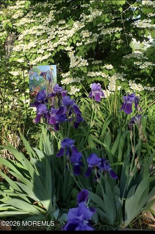 99 Westwood Drive, Toms River, NJ 08753