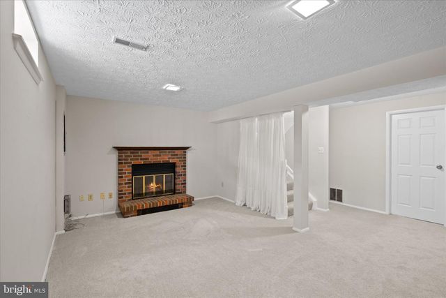 7914 TYSON OAKS CIR, Vienna, VA 22182