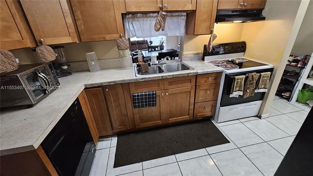 2800 NW 56th Avenue A403, Lauderhill, FL 33313