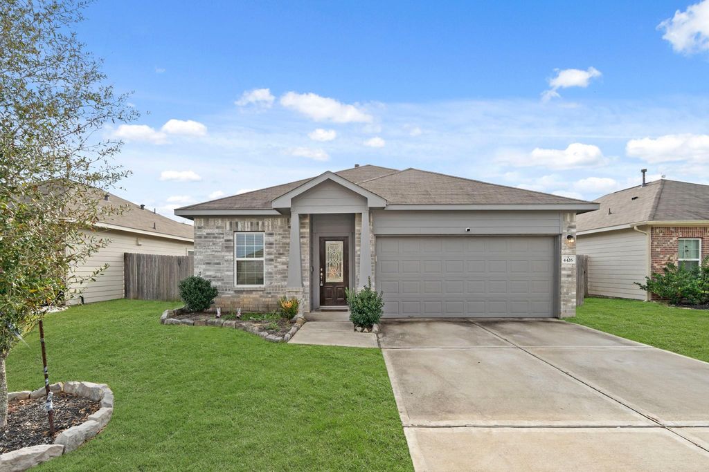 4426 Misty Woods Trail, Richmond, TX 77469