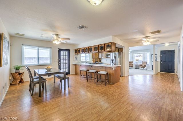 1904 Eliminator Drive, Las Vegas, NV 89146