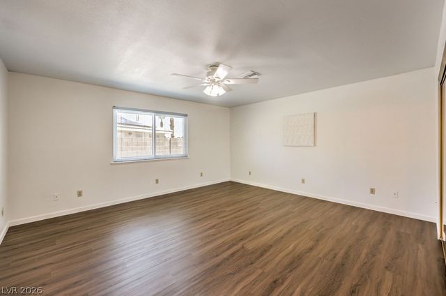 1904 Eliminator Drive, Las Vegas, NV 89146