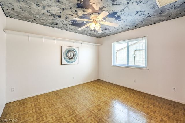 1904 Eliminator Drive, Las Vegas, NV 89146