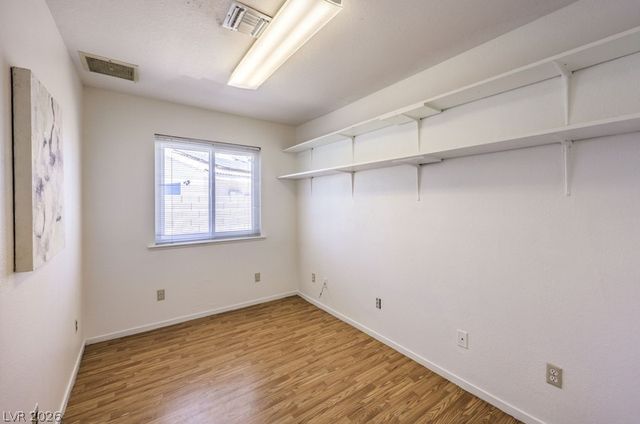 1904 Eliminator Drive, Las Vegas, NV 89146