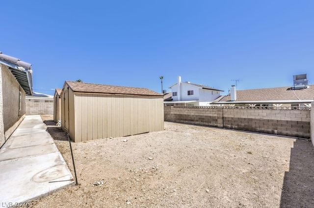 1904 Eliminator Drive, Las Vegas, NV 89146