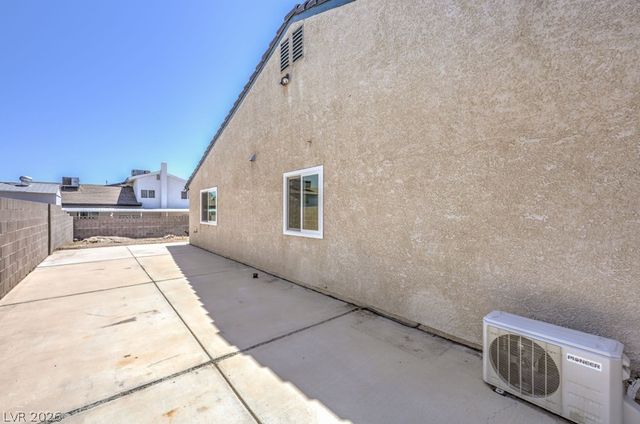 1904 Eliminator Drive, Las Vegas, NV 89146