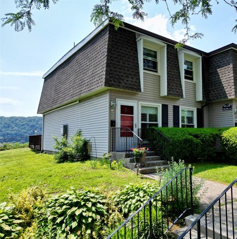 44 Hurlihe 44, Poughkeepsie, NY 12601