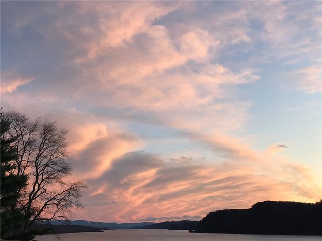44 Hurlihe 44, Poughkeepsie, NY 12601