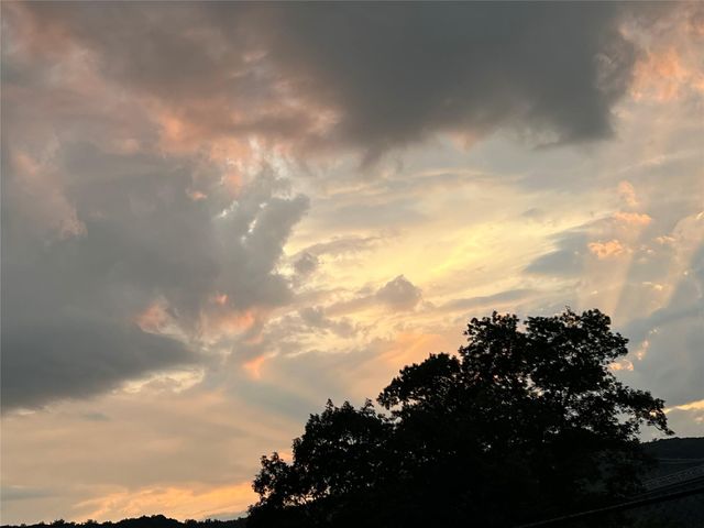 44 Hurlihe 44, Poughkeepsie, NY 12601