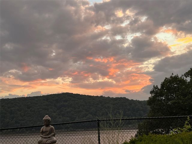 44 Hurlihe 44, Poughkeepsie, NY 12601