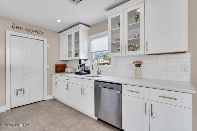 1609 Seventh Avenue, Toms River, NJ 08757