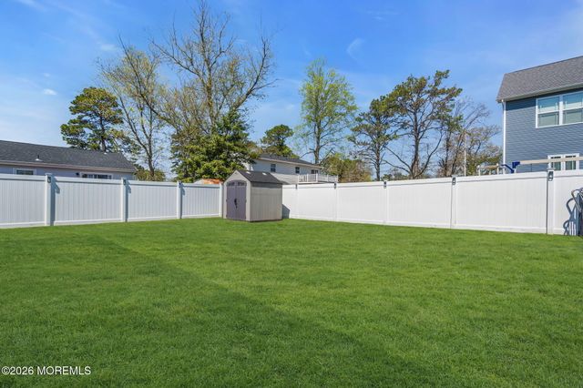 1609 Seventh Avenue, Toms River, NJ 08757