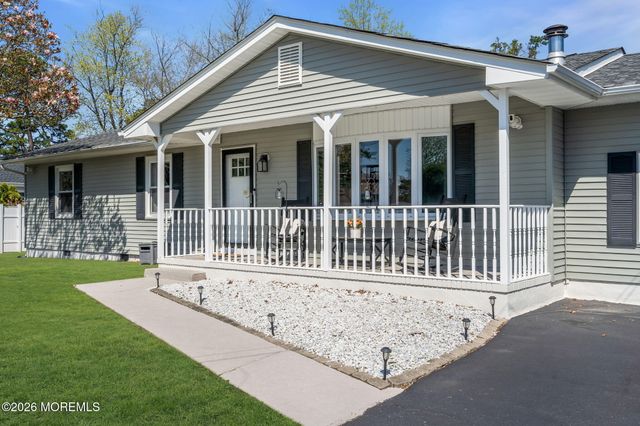 1609 Seventh Avenue, Toms River, NJ 08757