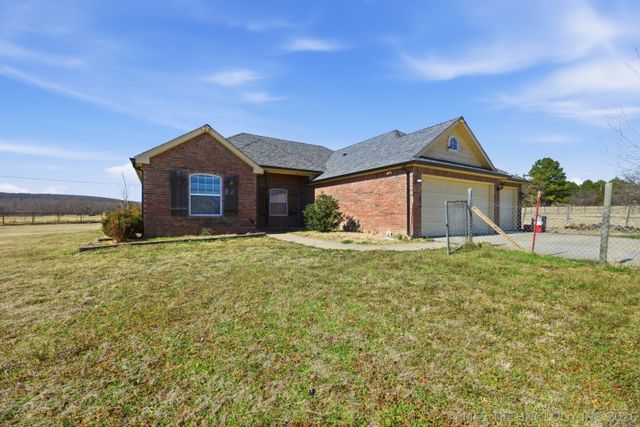 3025 Grimes Road, Beggs, OK 74421