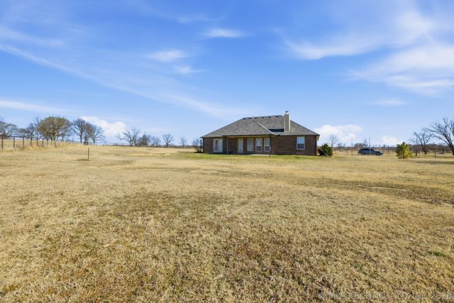 3025 Grimes Road, Beggs, OK 74421
