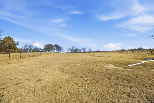 3025 Grimes Road, Beggs, OK 74421