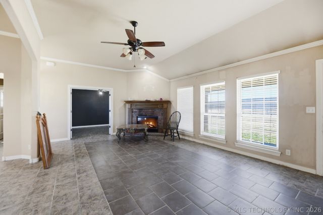 3025 Grimes Road, Beggs, OK 74421