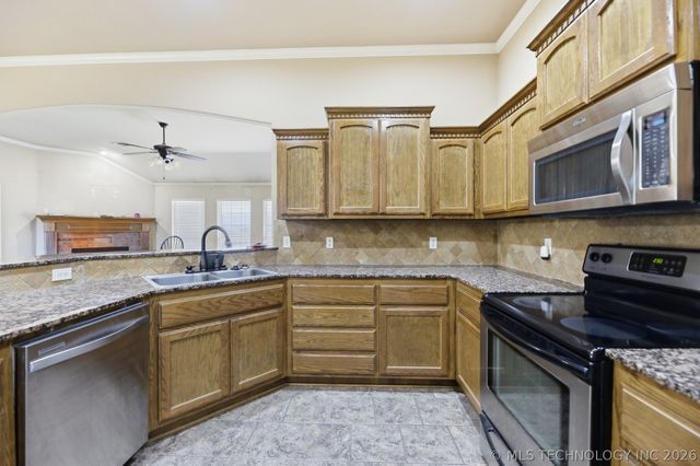 3025 Grimes Road, Beggs, OK 74421