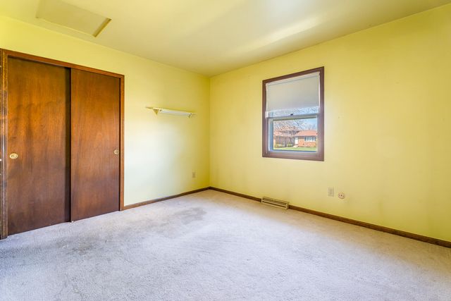 1845 W 99th Place, Crown Point, IN 46307