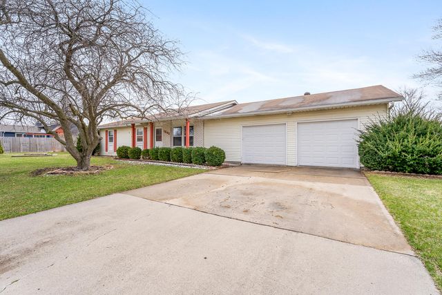 1845 W 99th Place, Crown Point, IN 46307