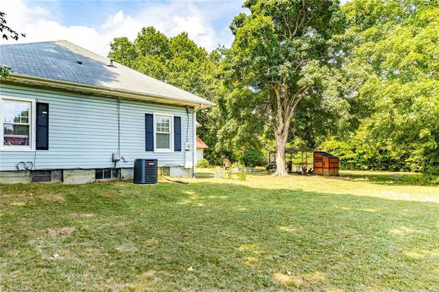 533 Fayetteville Street, Liberty, NC 27298