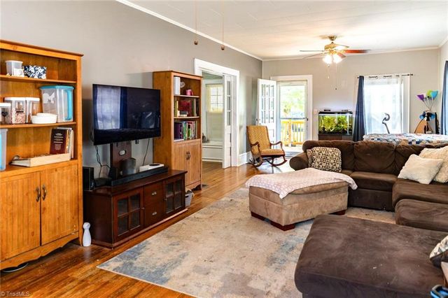 533 Fayetteville Street, Liberty, NC 27298