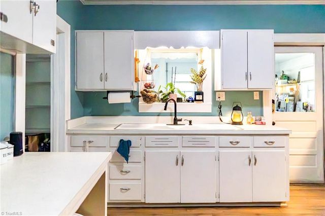 533 Fayetteville Street, Liberty, NC 27298