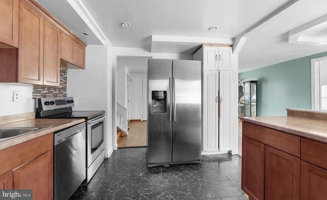 3506 WAYNESWOOD RD, Fort Washington, MD 20744