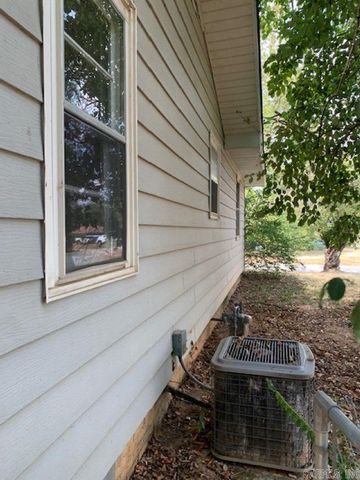 503 Brookhart Drive, Searcy, AR 72143