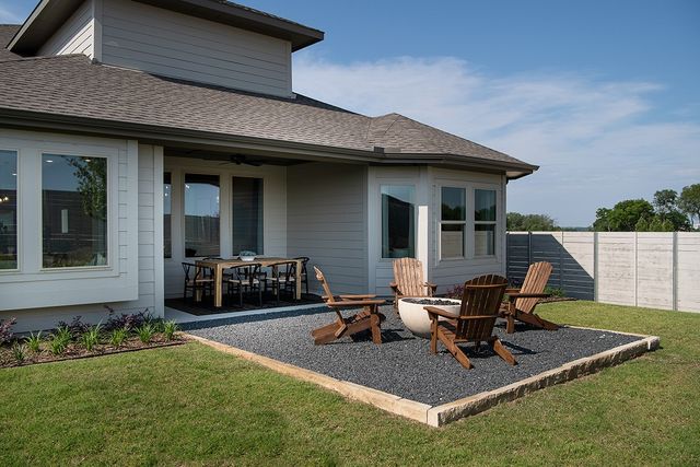 1721 Nesting Robin Lane, Denton, TX 76249