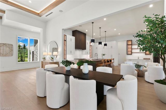 2309 Anthony CT, Naples, FL 34109