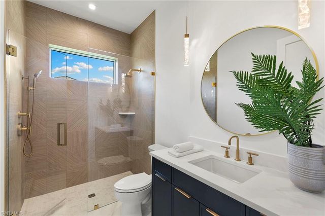 2309 Anthony CT, Naples, FL 34109