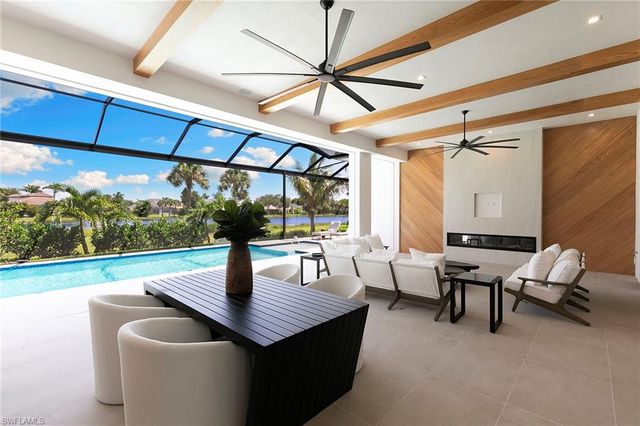 2309 Anthony CT, Naples, FL 34109