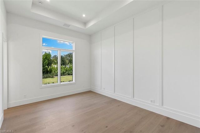 2309 Anthony CT, Naples, FL 34109