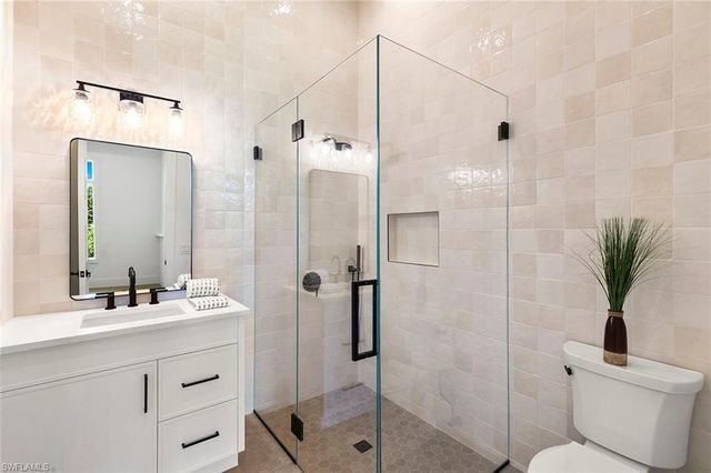 2309 Anthony CT, Naples, FL 34109