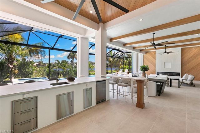 2309 Anthony CT, Naples, FL 34109